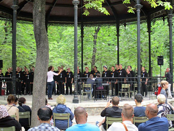 �Ȃ�̃R�[���X